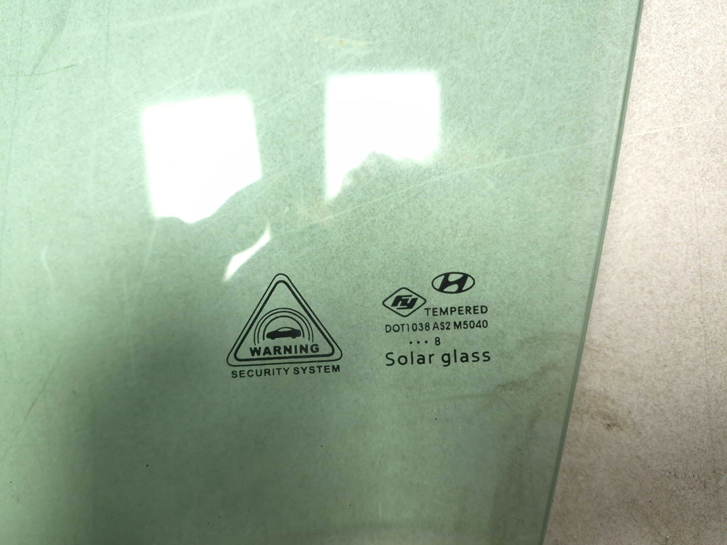 2018 Hyundai Sonata Front Driver Door Window Glass OEM 45k Milise