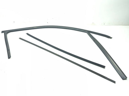 2012 Volvo C30 Front Left Driver Door Window Belt & Weatherstrip Seal OEM