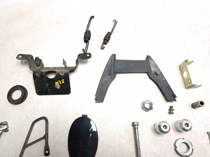 2006 Suzuki Katana Gsx600f Misc Bolt & Hardware Bracket OEM