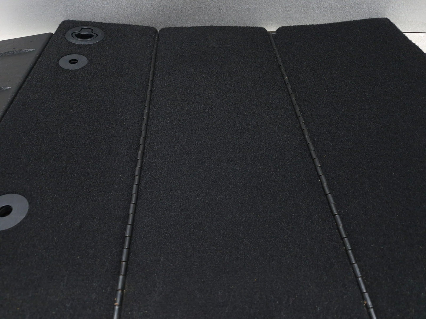 2013 Dodge Grand Caravan Rear Second Row Floor Cover Panel Carpet Driver Lh Oem✅