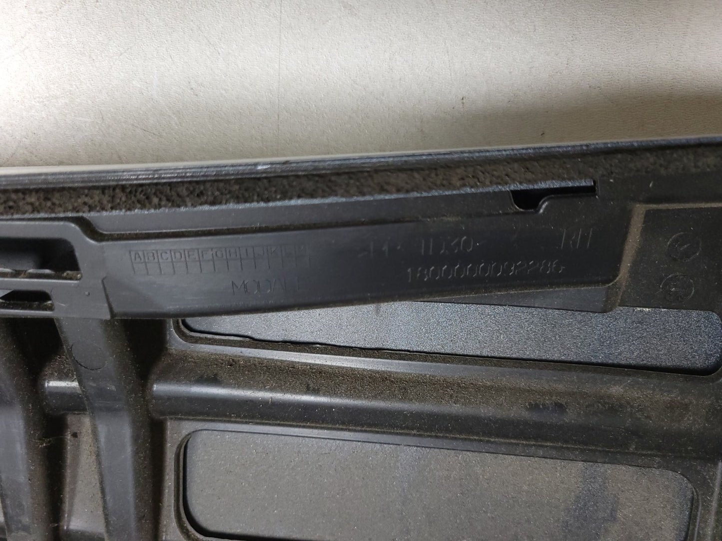 17-22 Alfa Romeo Giulia Rocker Panel Skirt Molding Passenger Side OEM 21k Miles