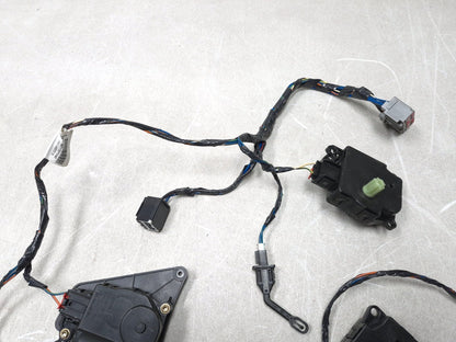 2018 Chrysler 300 HVAC Heater Blend Door Actuator & Wire Harness OEM