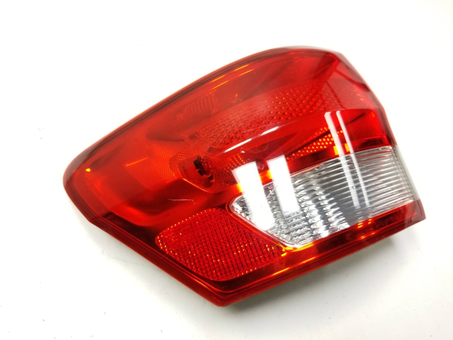 2011 - 2013 Jeep Grand Cherokee Tail Light Left & Right OEM
