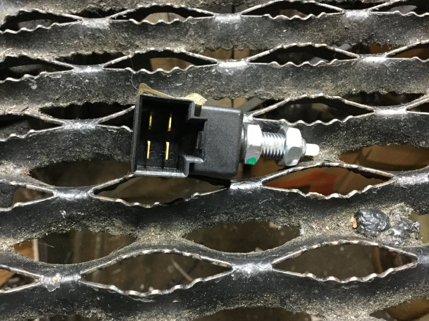 06 07 08 09 10 11 Kia Stop Lamp Switch OEM 938103k000