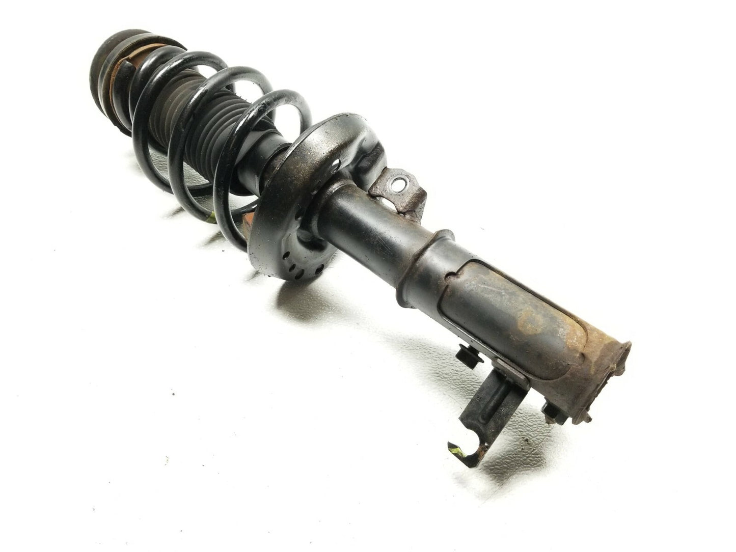 2014 Buick Lacrosse Front Shock Strut Absorber Passenger Side Right OEM