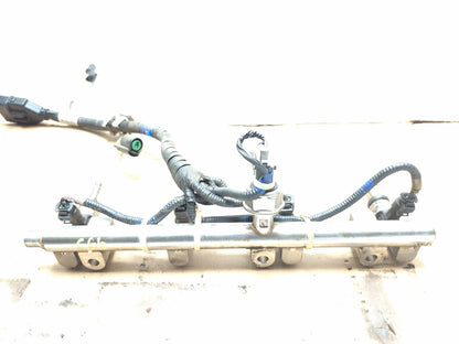 2012 Hyundai Sonata 2.4l Fuel Rail W/ Injector Assy OEM