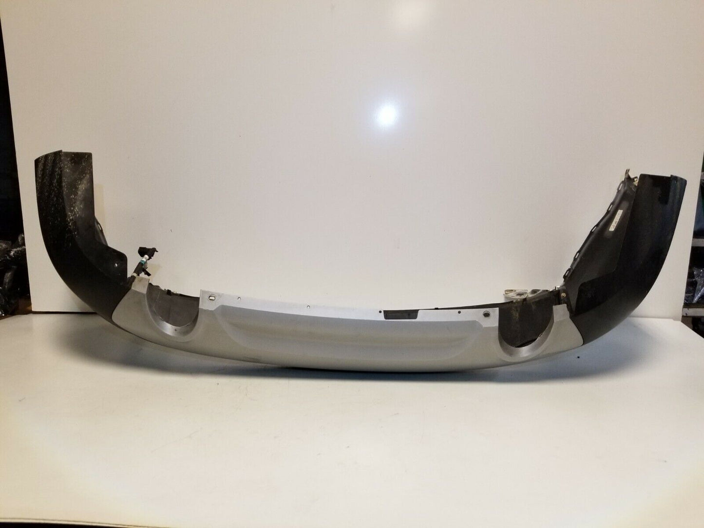 13-16 Ford Escape Bumper Cover Rear (color: Yz) Oem 83k ✅