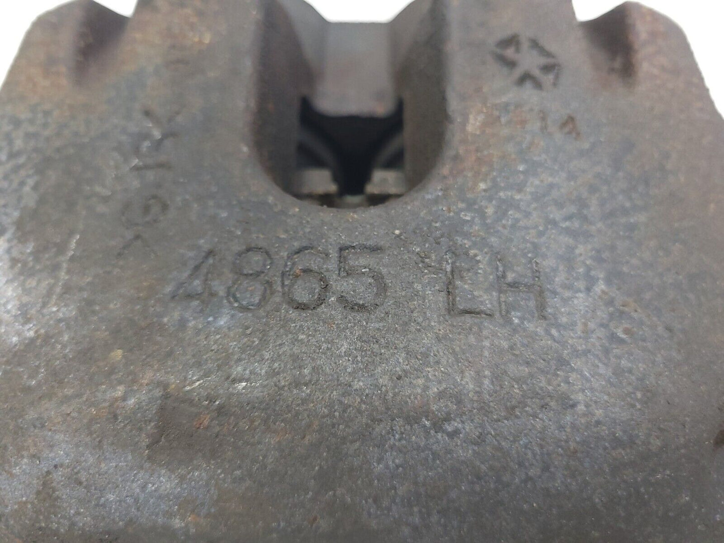 2016 - 2022 Dodge Durango Brake Caliper Front Driver Side Left 3.6l OEM