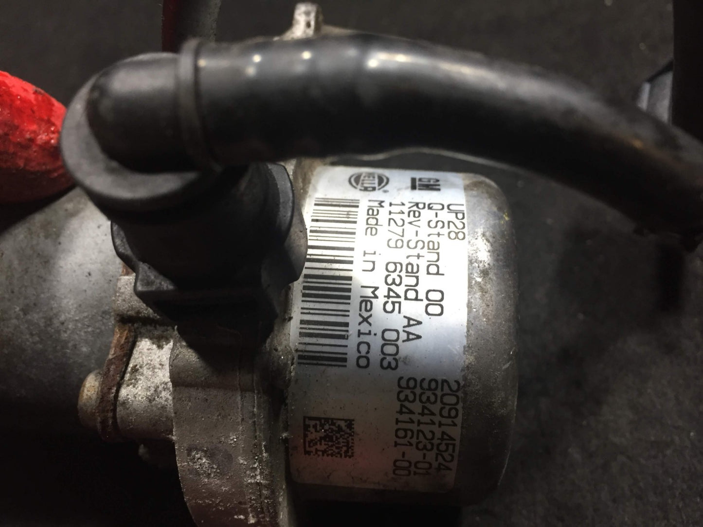 2012 Buick Lacrosse Power Brake Booster Vacuum Pump OEM