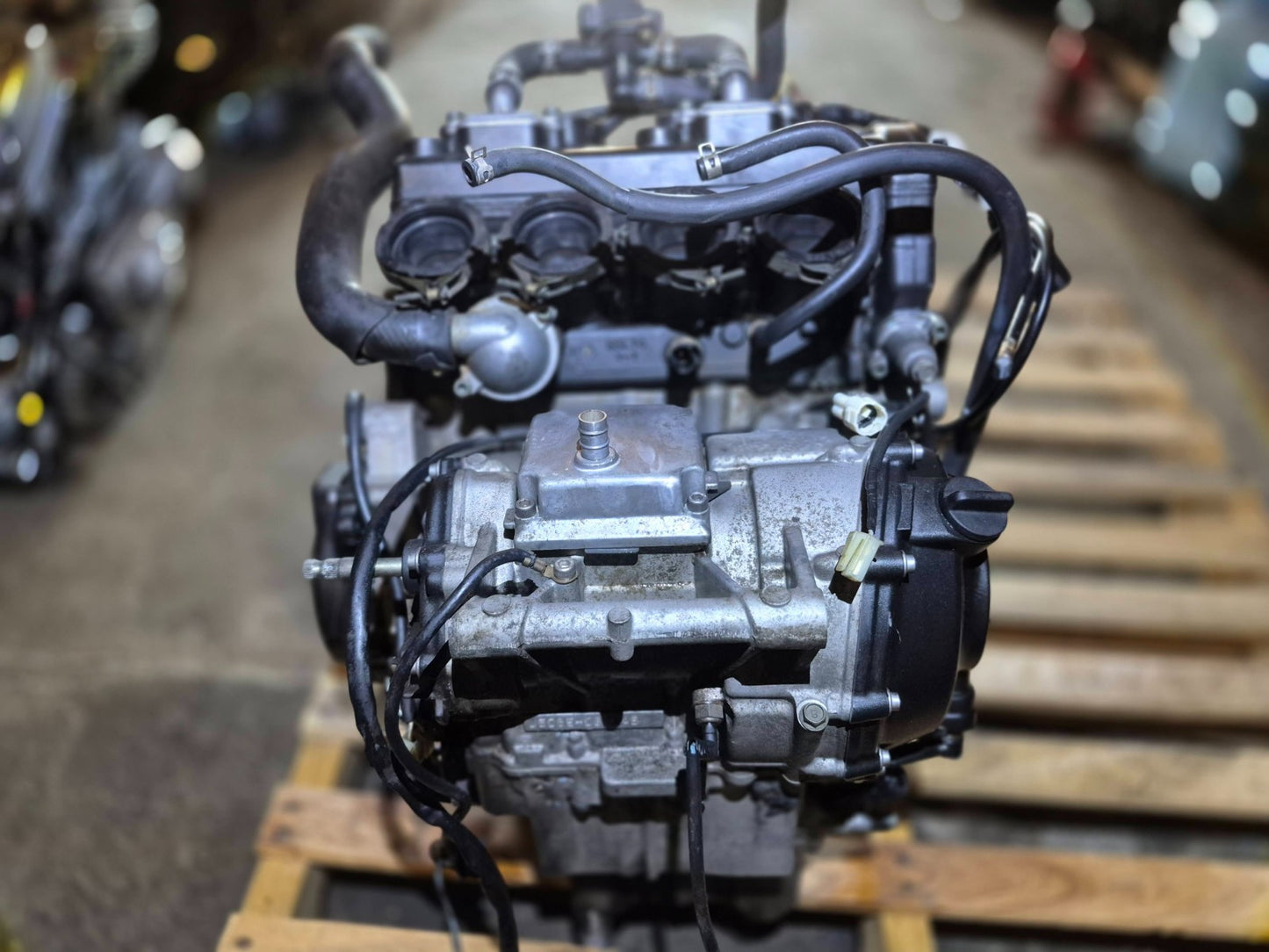 2003 - 2005 Yamaha Yzf R6 R6s Engine Motor OEM