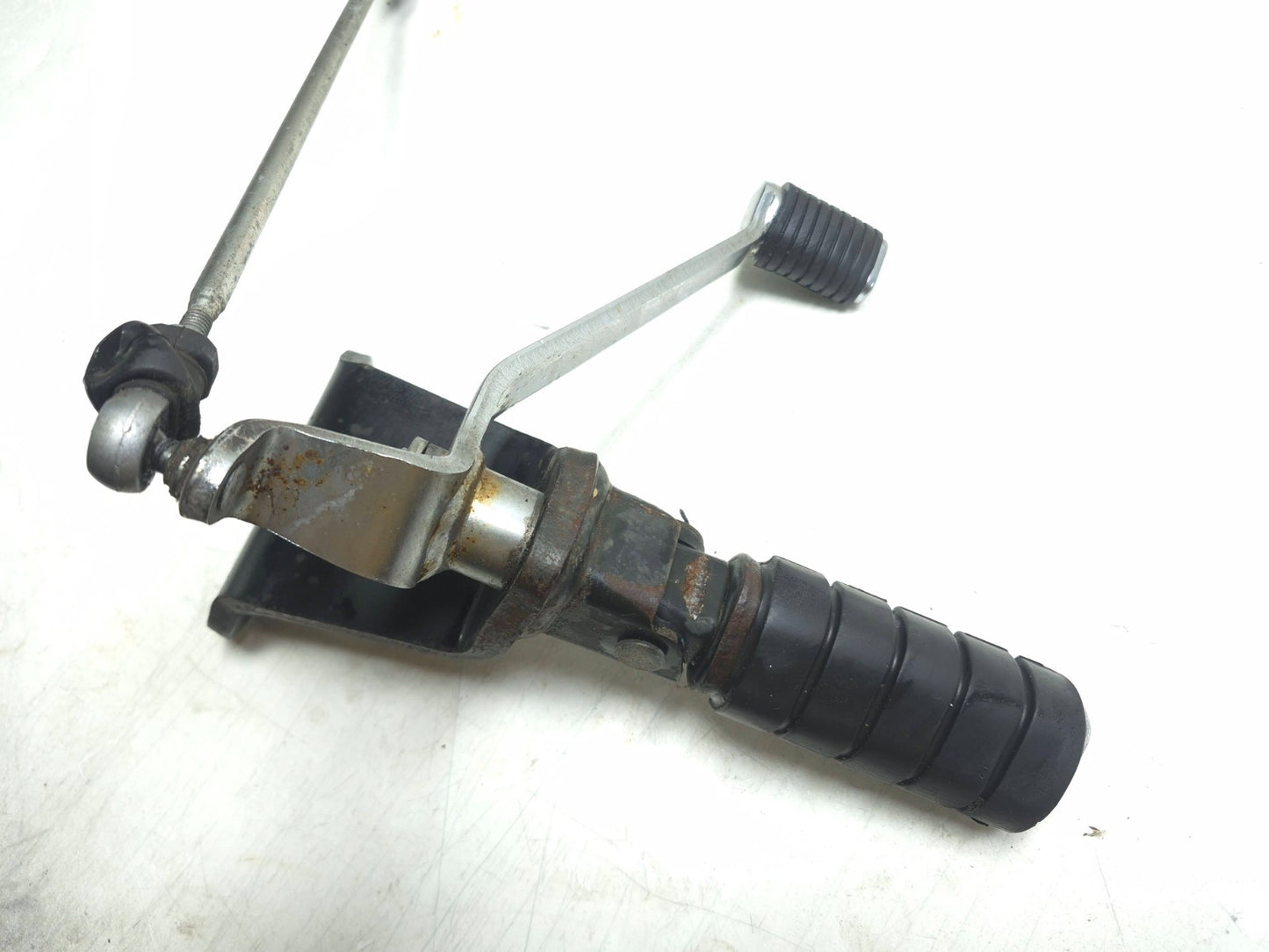 2009 Honda Shadow Vt750 Spirit Front Left Foot Peg & Mount W/ Shifter Lever OEM