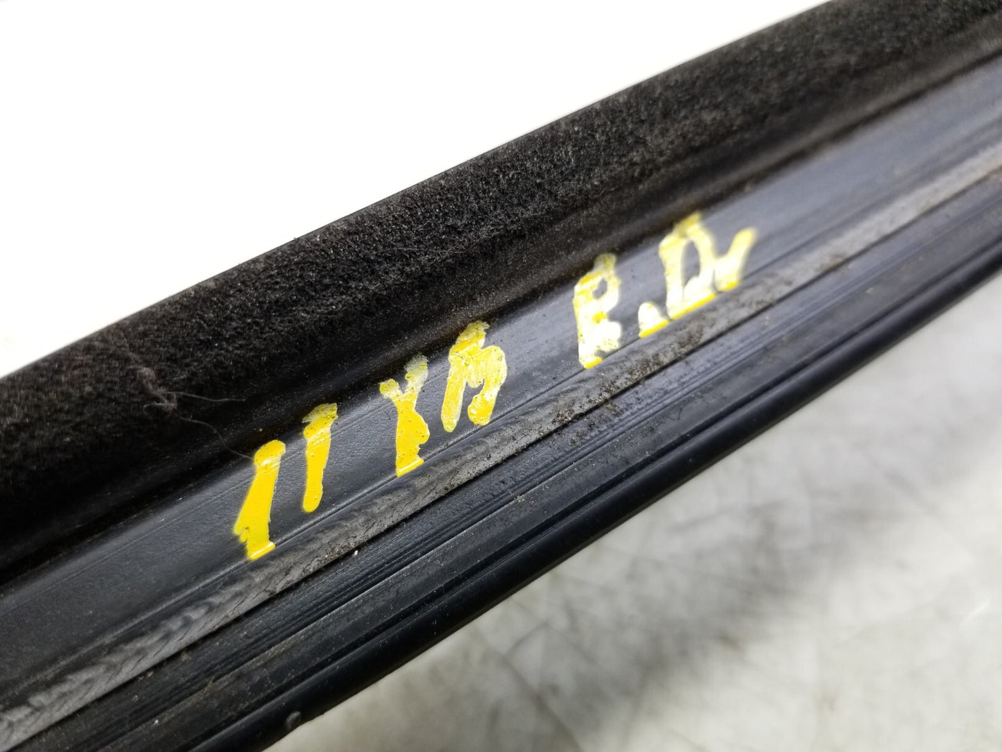 2011 Scion Xb Door Window Glass Belt Seal Molding 4pcs OEM