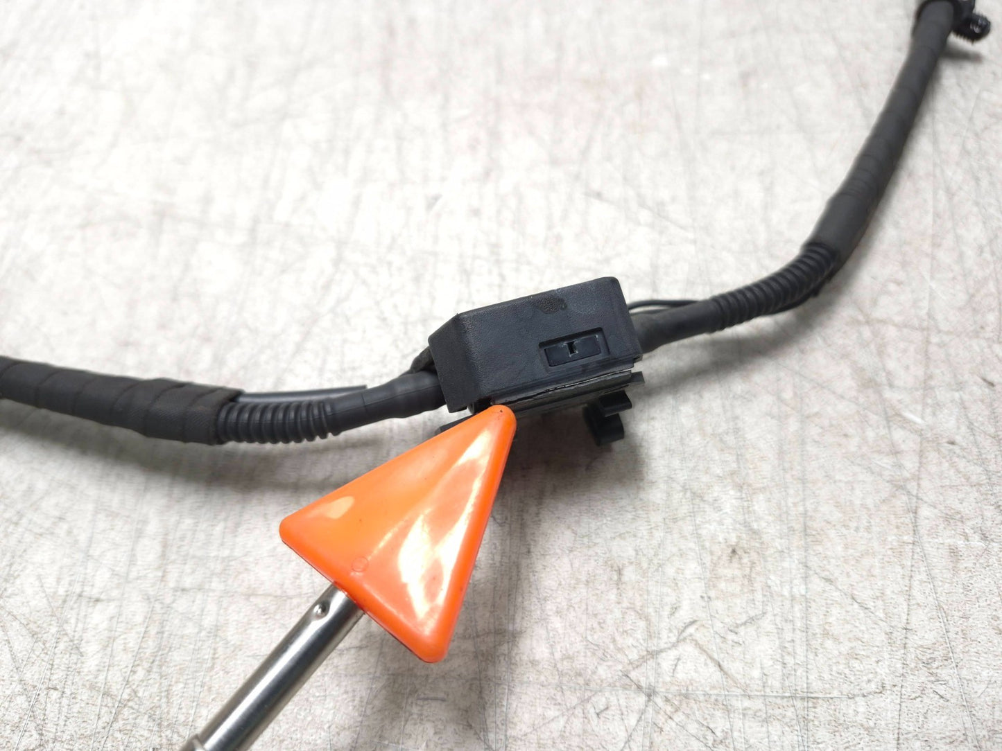 2013 BMW 328i F30 Front Windshield Wash Spray Nozzle OEM