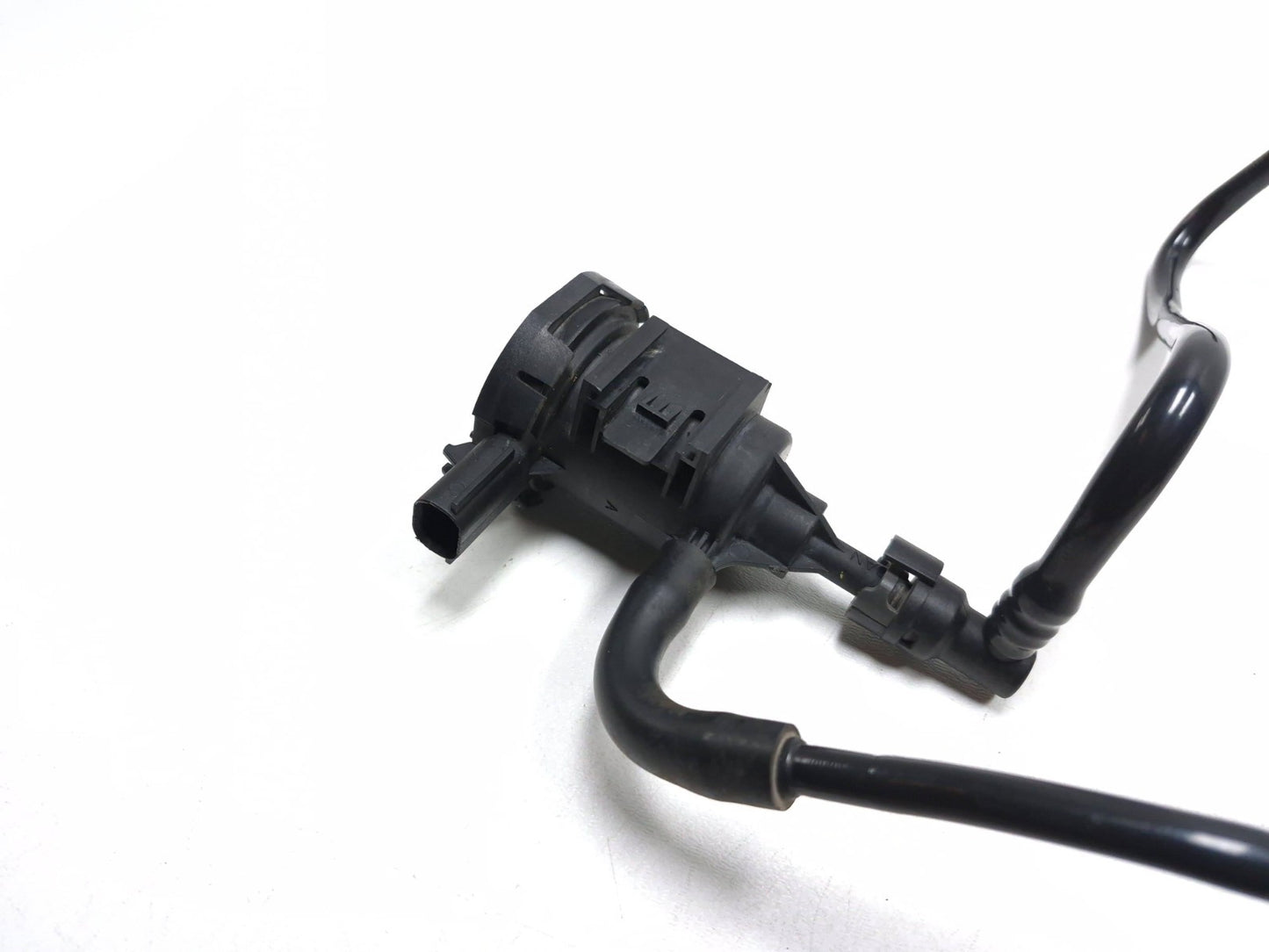2010 Dodge Caliber Sxt Vapor Canister Purge Valve 4891741aa OEM
