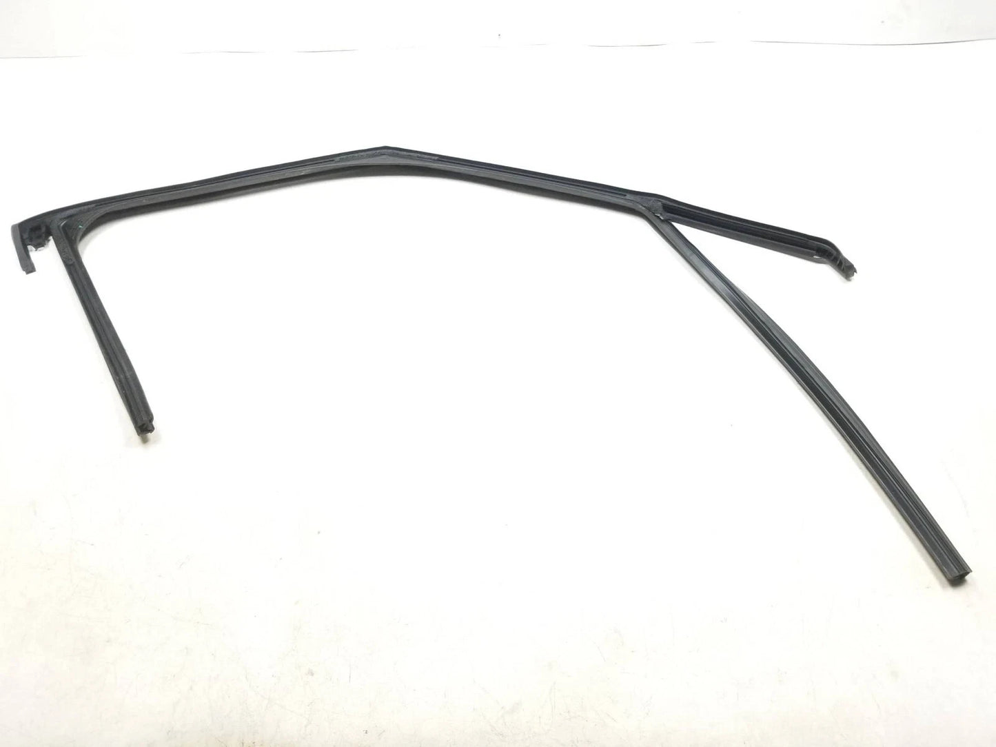 2022 Chevrolet Trailblazer Front Door Window Frame Weatherstrip Driver Side OEM