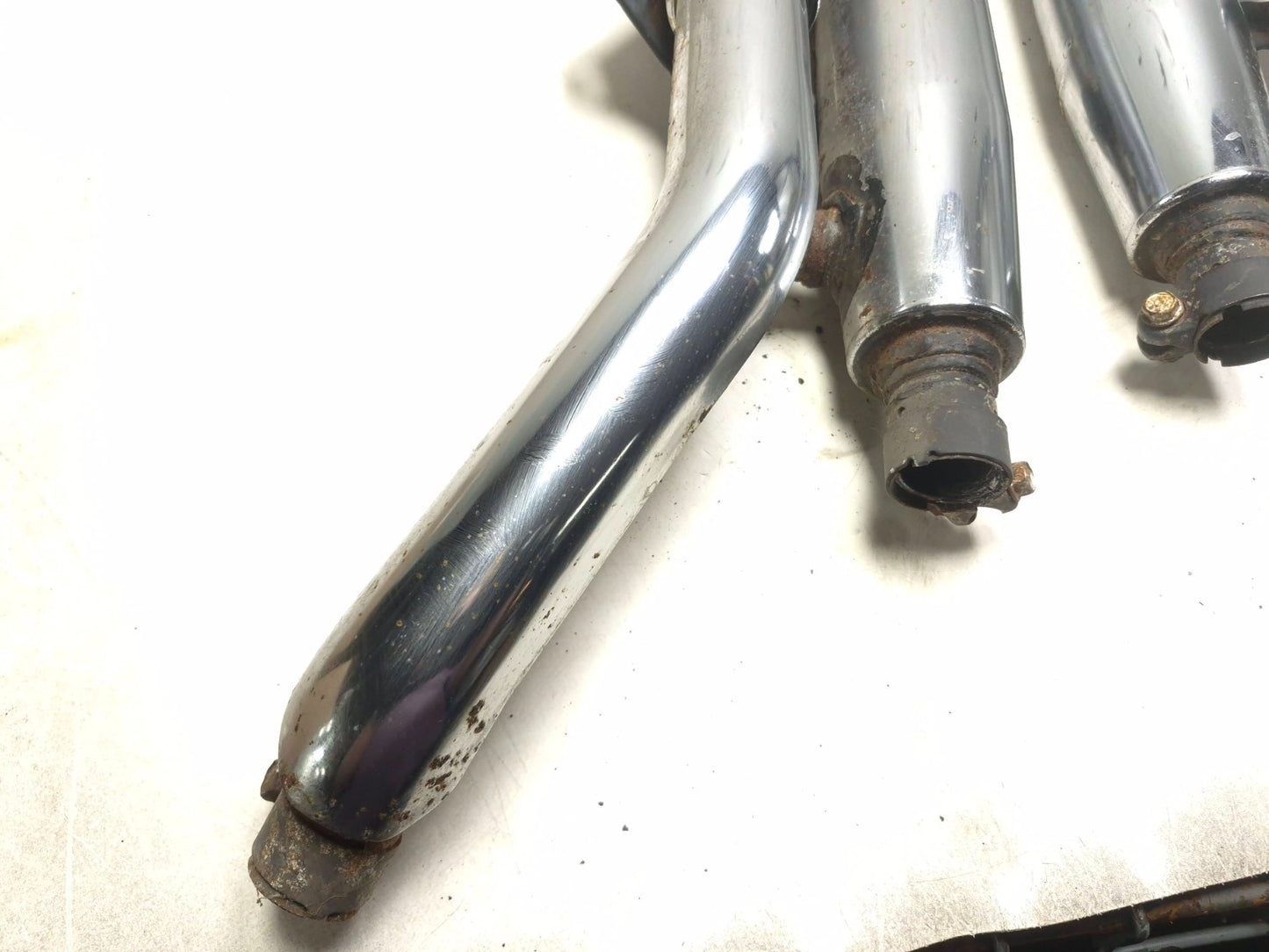 1997 Honda Magna Vf750c Muffler Pair OEM