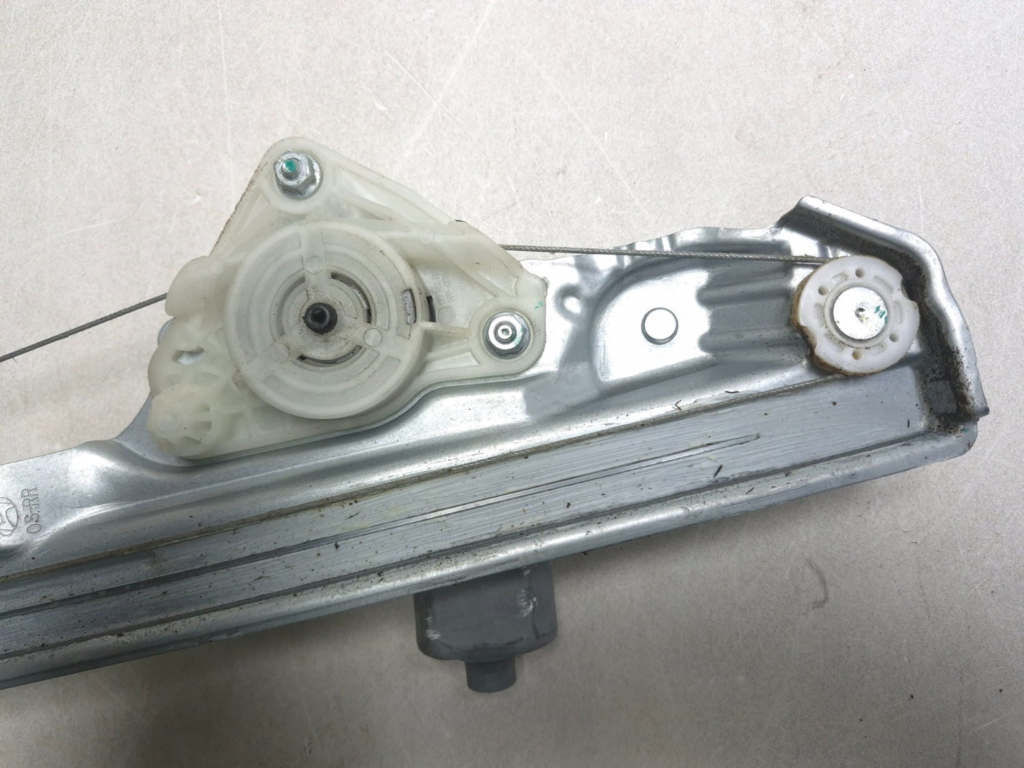 2019 Hyundai Kona Rear Door Window Regulator W/ Motor Right Passenger Side OEM