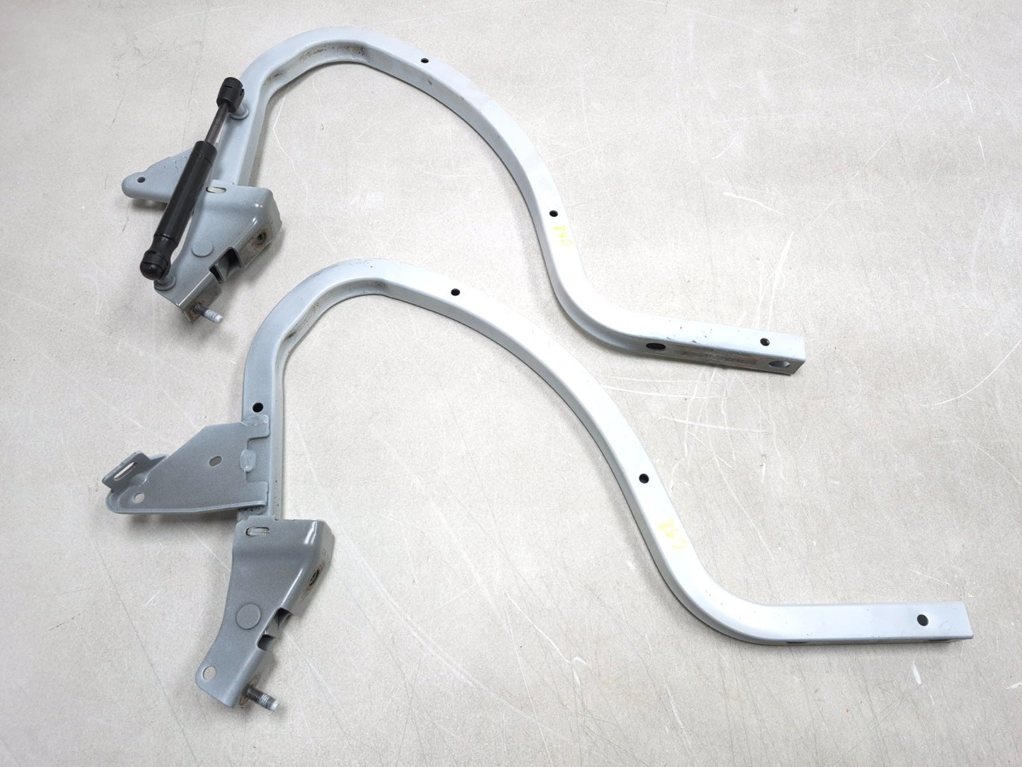 2018 Chrysler 300 Trunk Lid Hinge Left & Right OEM