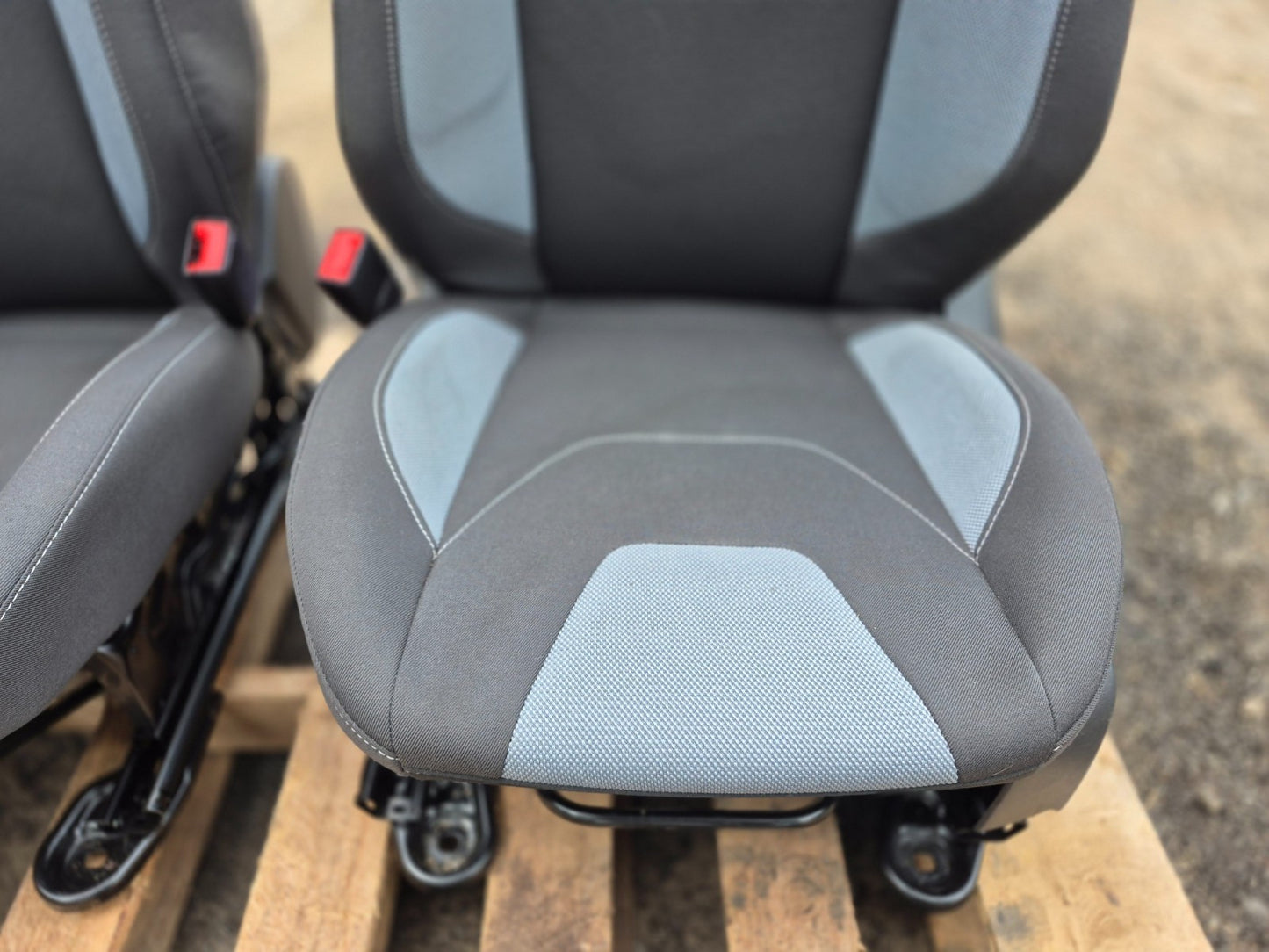 2017 Ford Focus St Front Seat Left & Right OEM