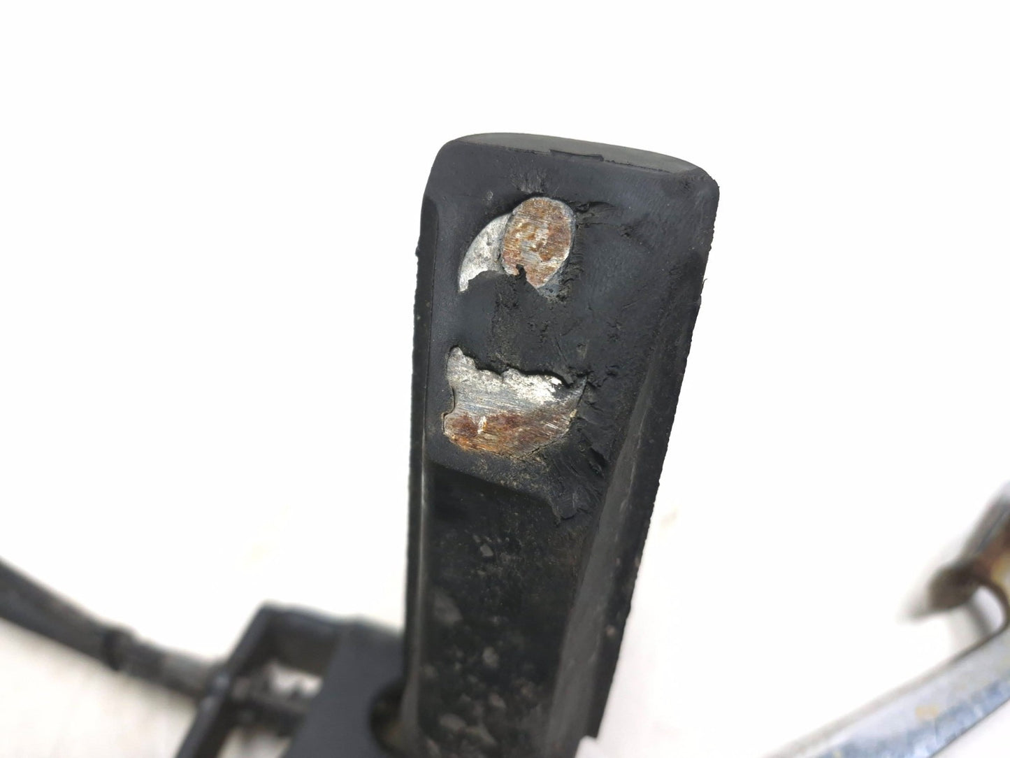 2006 Suzuki Marauder Gz250 Footrest W/ Brake Pedal Front Right OEM