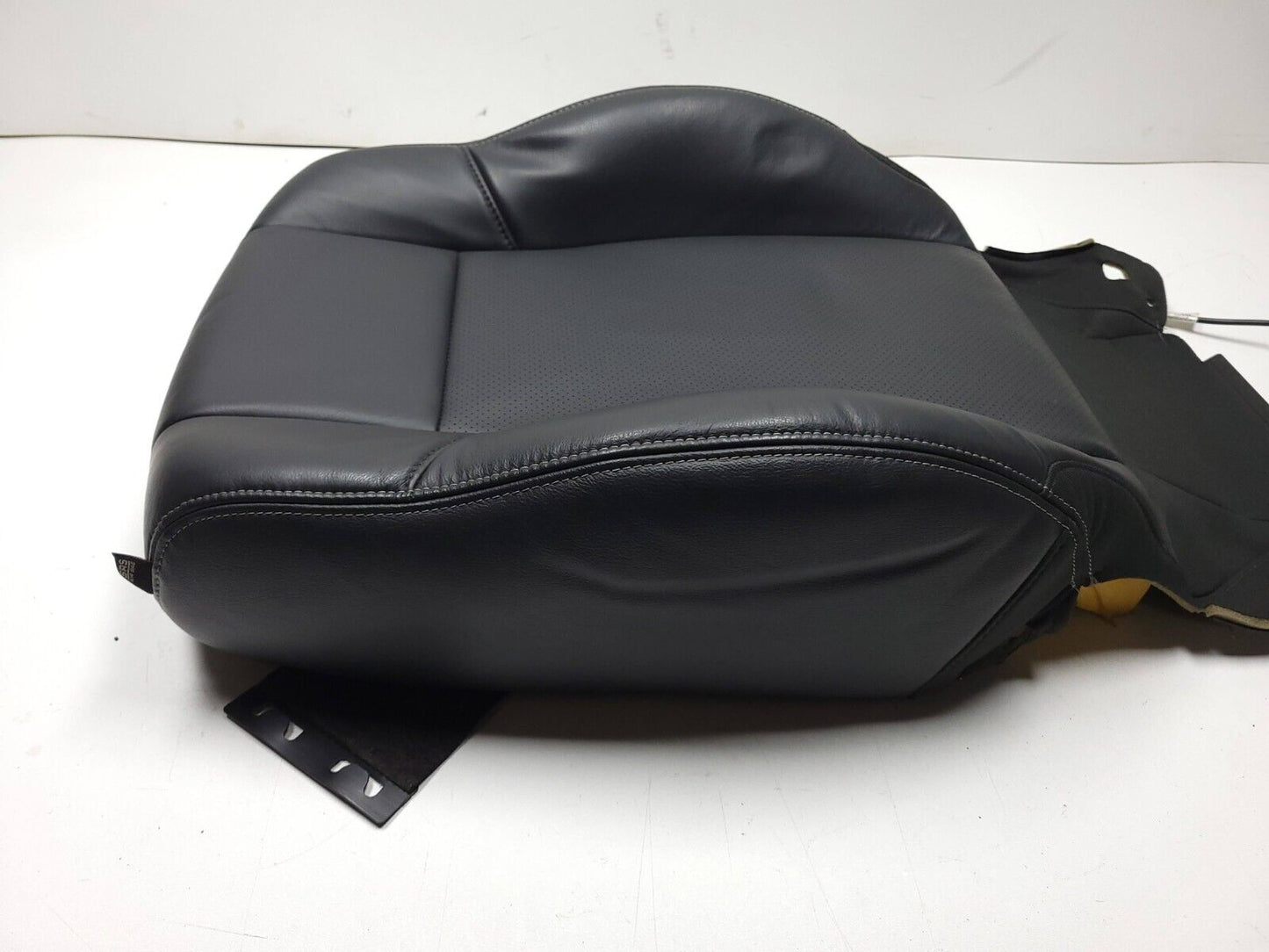 2015 - 2017 Jeep Compass Front Seat Back Backrest Upper Passenger Right OEM