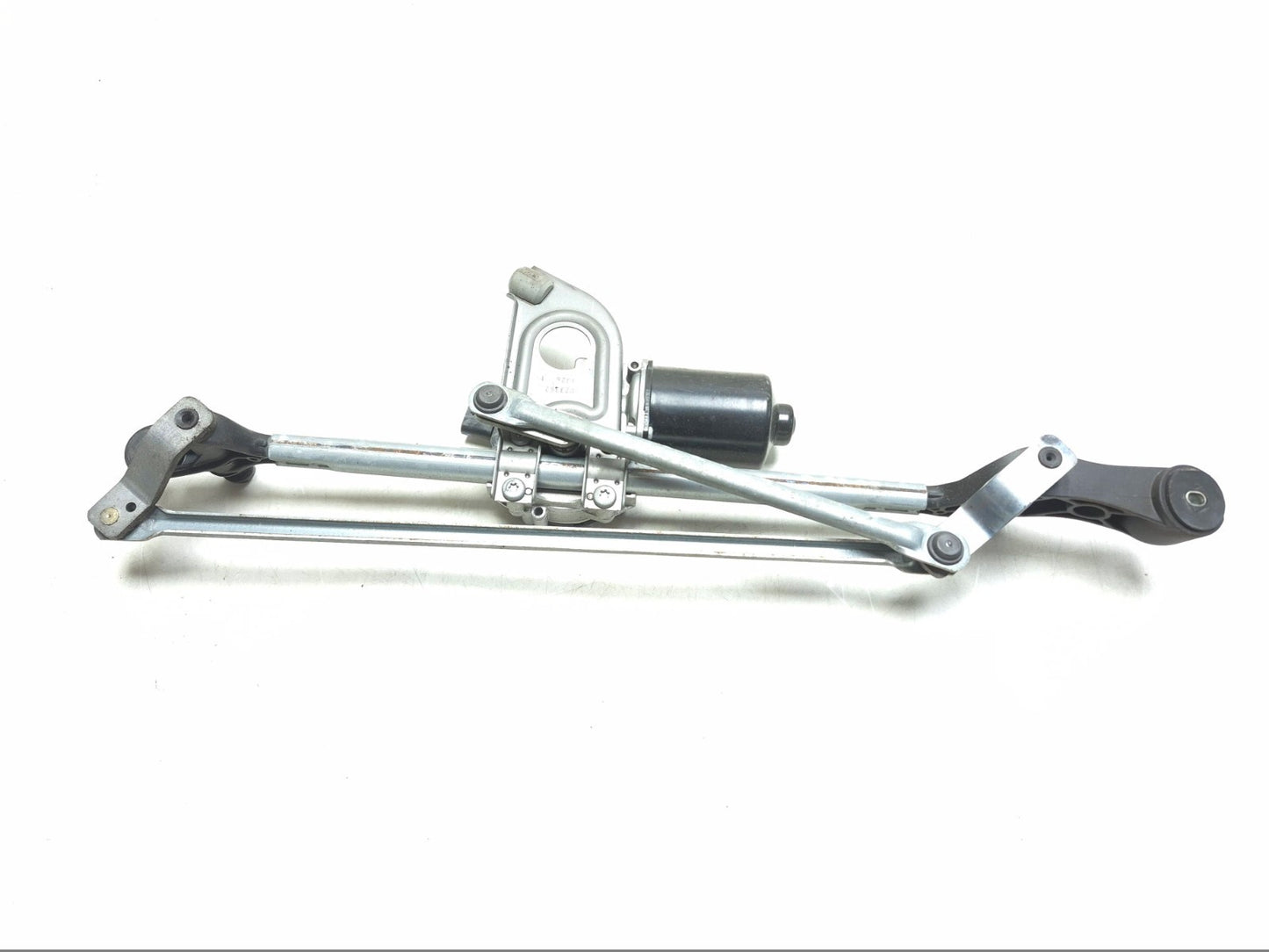 2013 BMW 328i F30 Front Windshield Wiper Linkage W/ Motor Assy OEM
