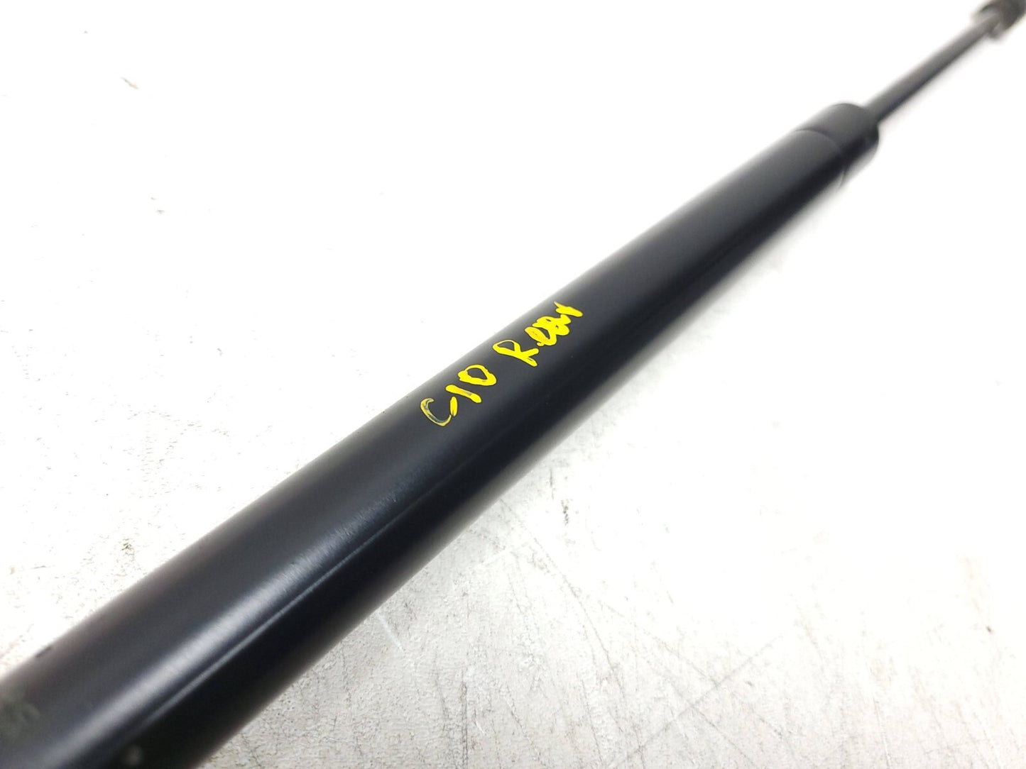 2013 Chevrolet Suburban Trunk Lid Shock Strut Support Pair OEM