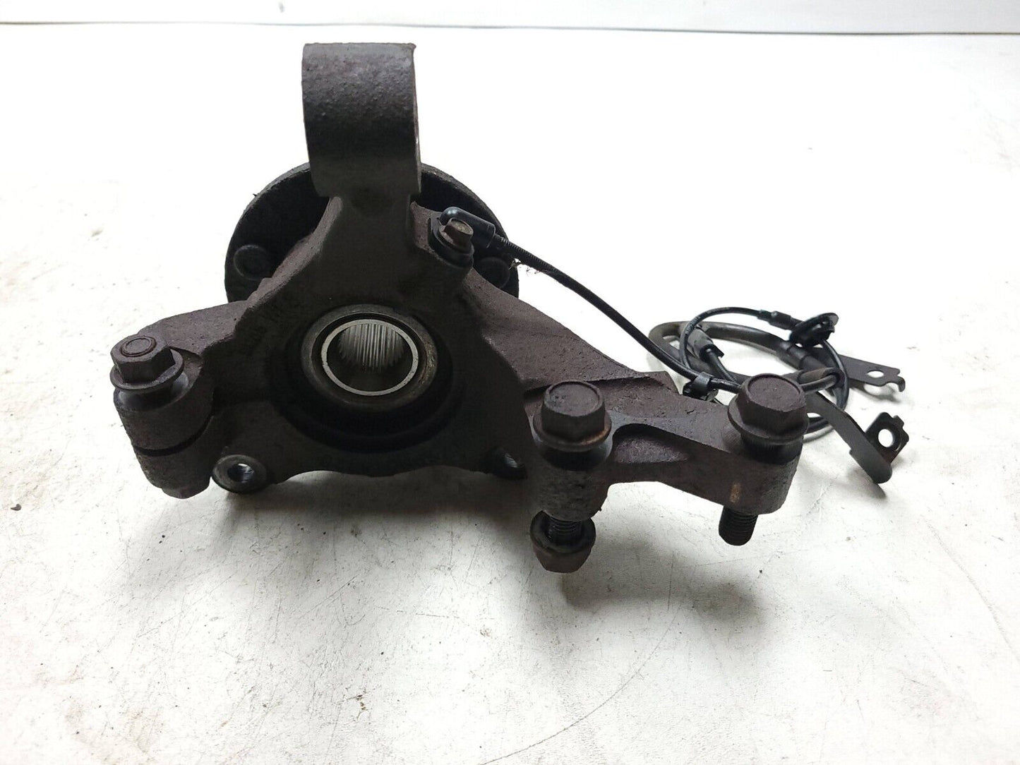 2010-2012 Dodge Caliber Spindle Knuckle Wheel Hub Front Driver Side Lh 2.0l OEM