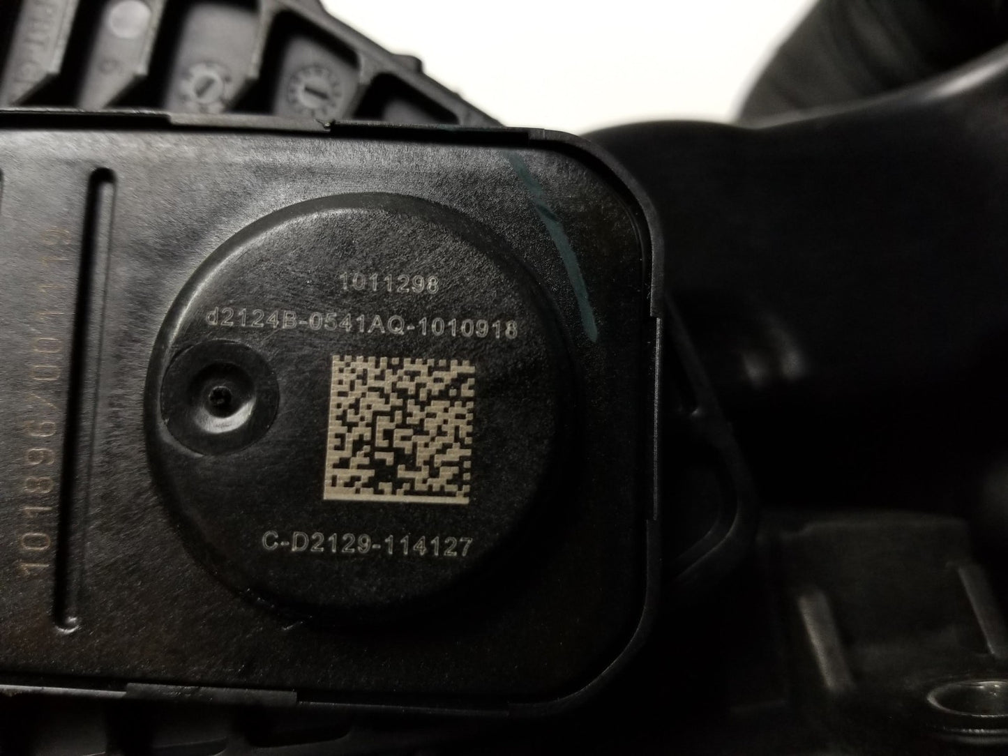 2021 Tesla Model 3 Accelerator Gas Pedal OEM
