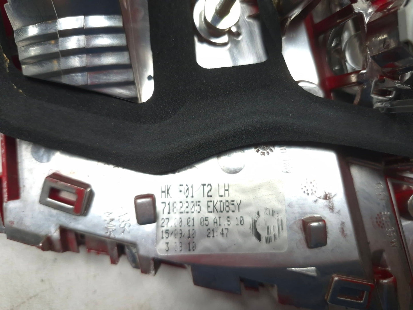 2011 BMW 750li Tail Light Inner Left & Right Pair Oem✅