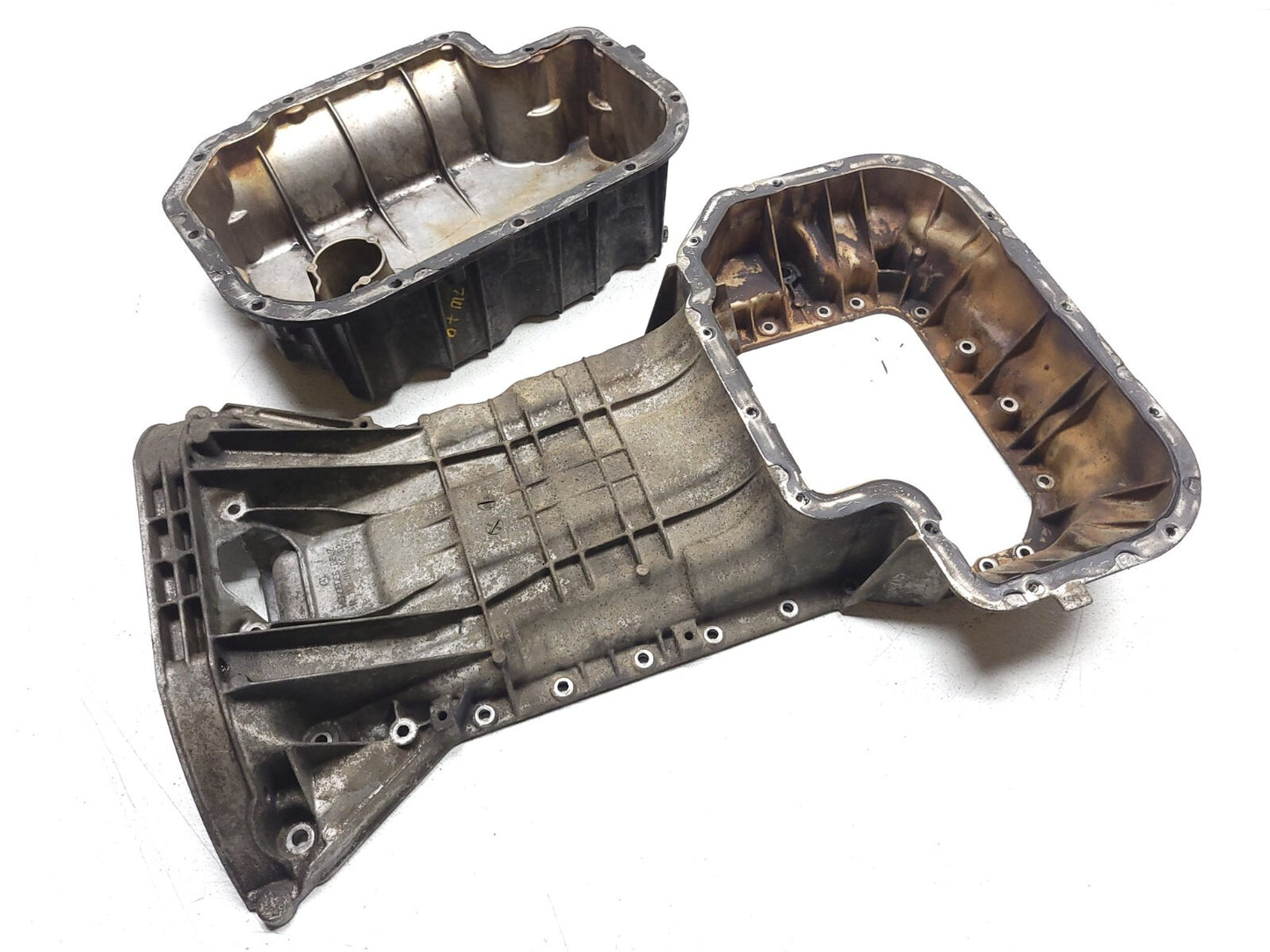 2007 Mercedes Ml500 Engine Oil Pan OEM