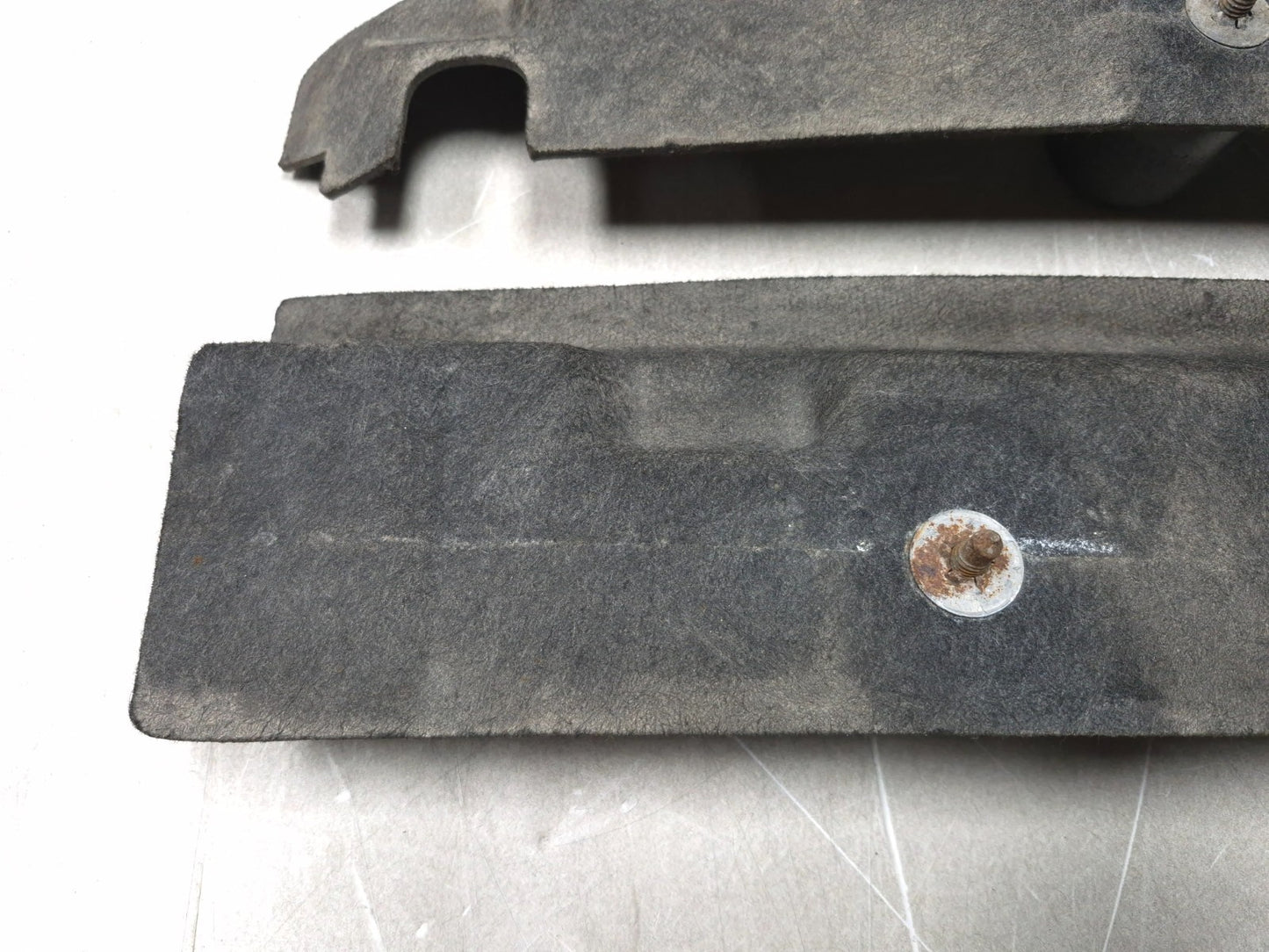 2018 Chrysler 300 Rear Hoist Pad Left & Right OEM
