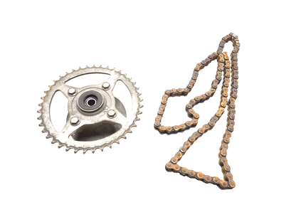 2006 Suzuki Gz250 Rear Wheel Hub W/ Sprocket & Drive Chain OEM