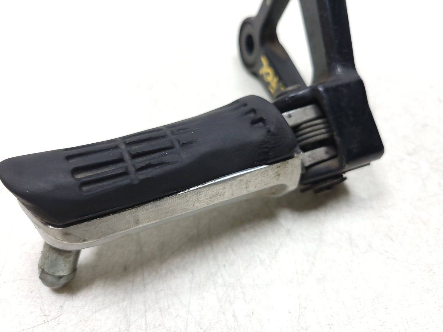 1987 1988 Honda Cbr1000f Front Left Foot Peg & Bracket  OEM