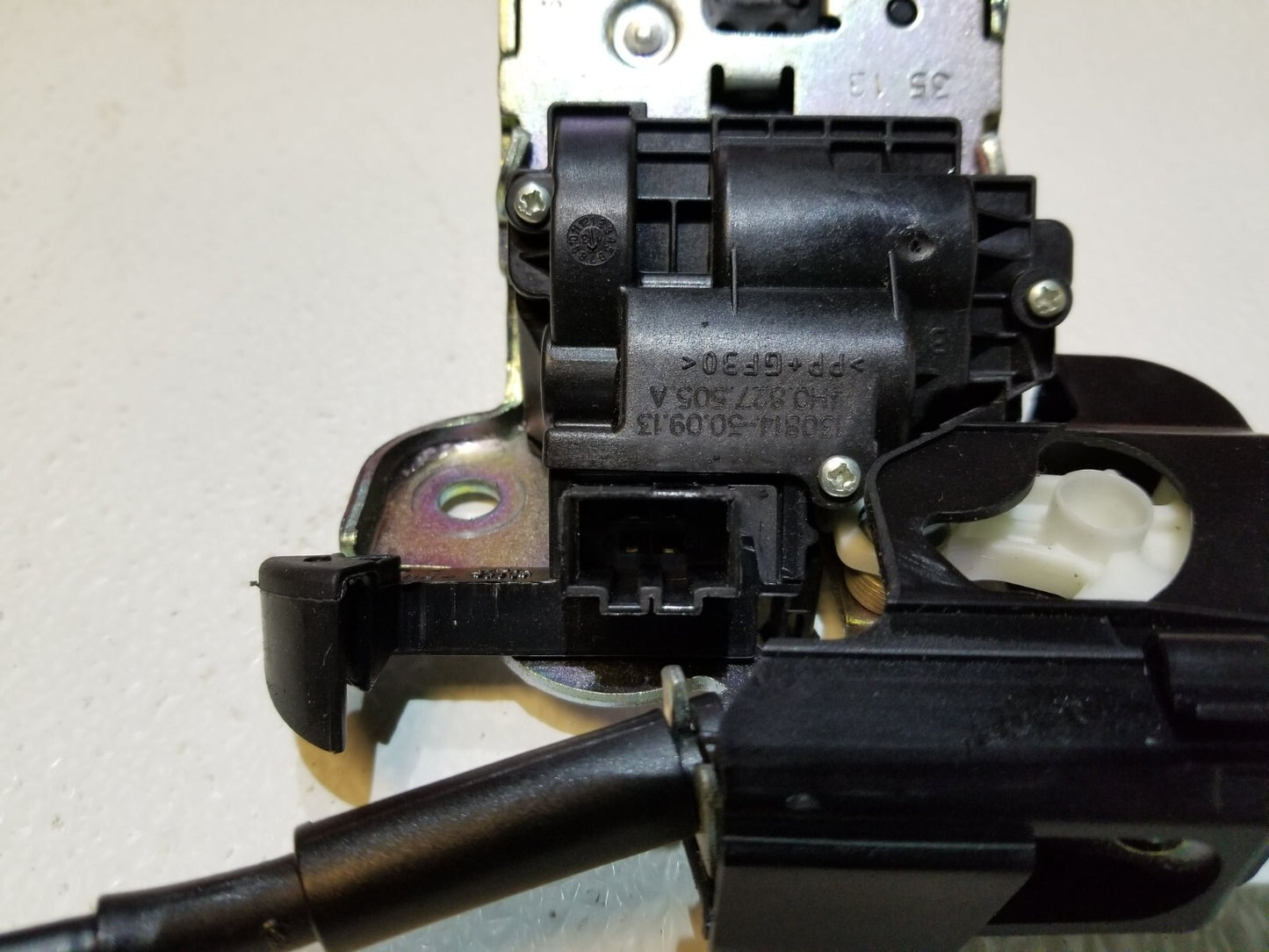 12 13 14 15 Audi A6 Trunk Lid Lock Latch Actuator W/ Cover OEM
