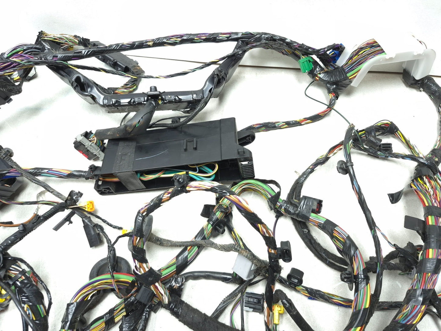 2013 Ford Focus St Interior Body Wire Harness W/ Fuse Box OEM