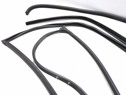 2018 Chrysler 300 Front Right Passenger Door Weatherstrip Seal 3pcs OEM
