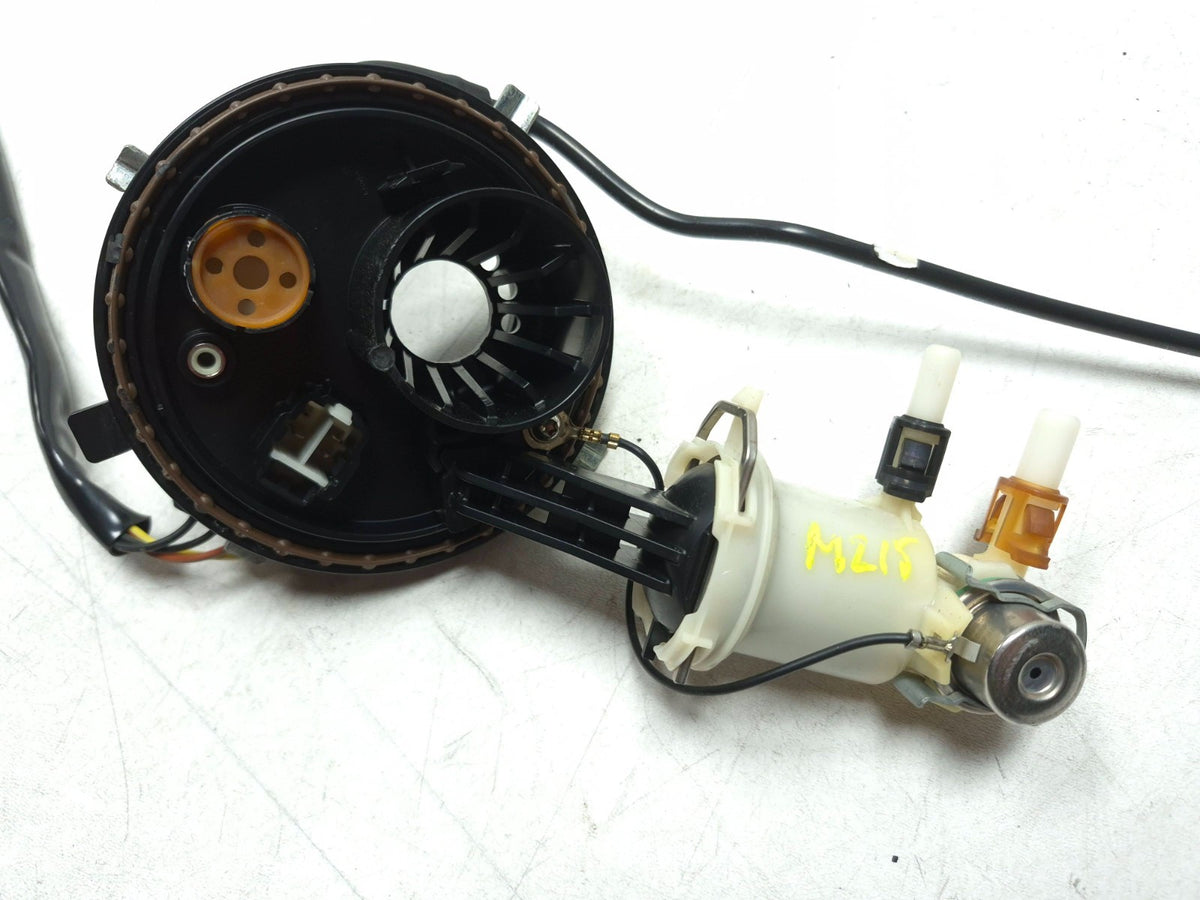 2008 Harley Davidson Touring Street Glide Fuel Pump OEM