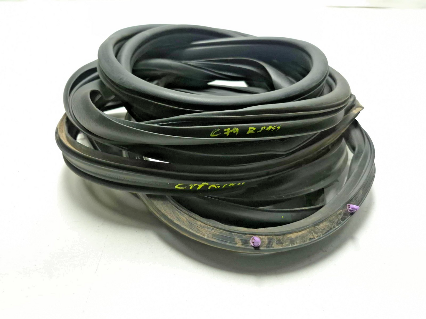 2022 Subaru Crosstrek Rear Door Weatherstrip Seal Passenger Side Right 2pcs OEM