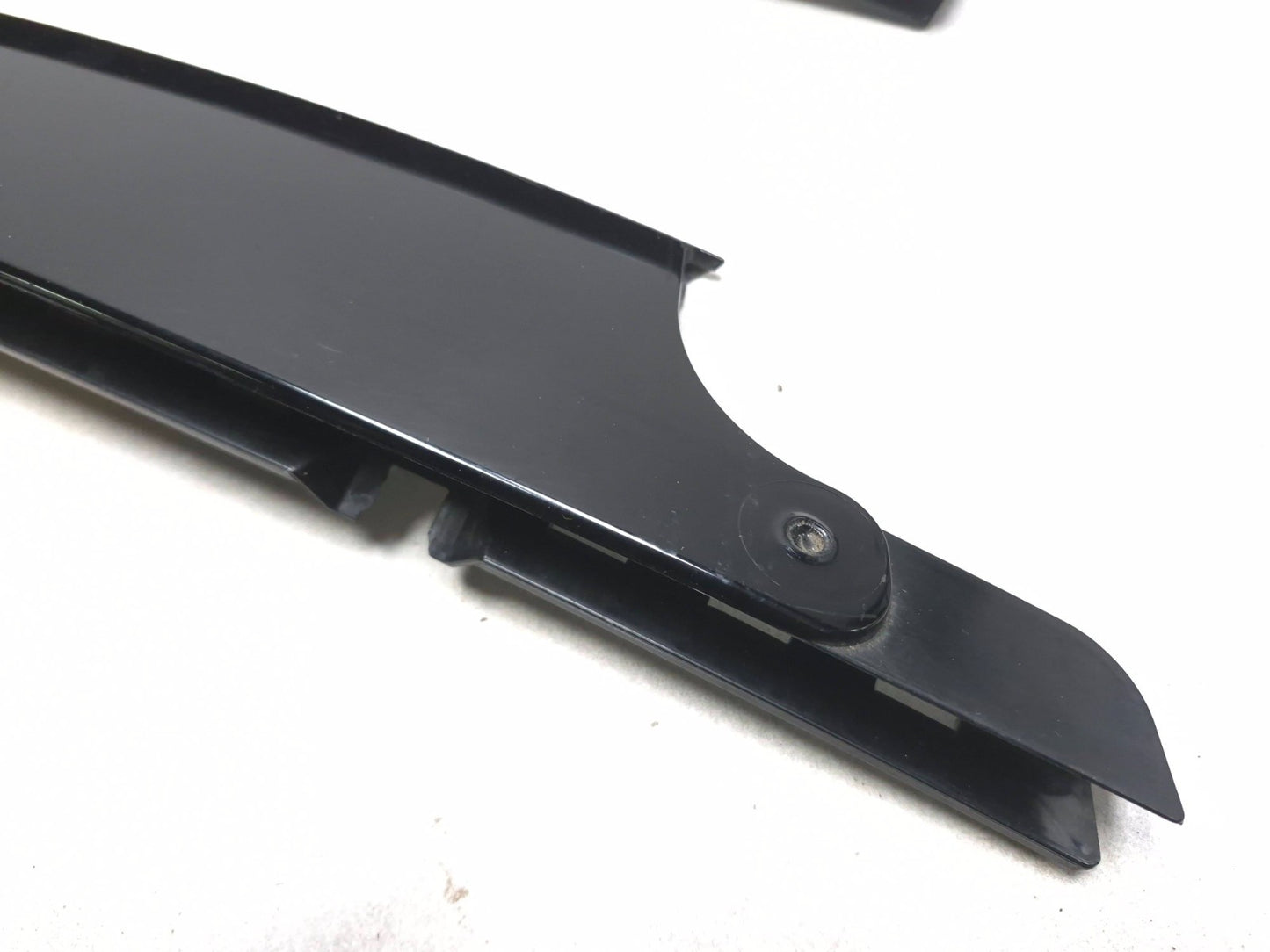 2015 Volkswagen Golf Exterior B Pillar Trim Panel Rear Right & Front Left OEM