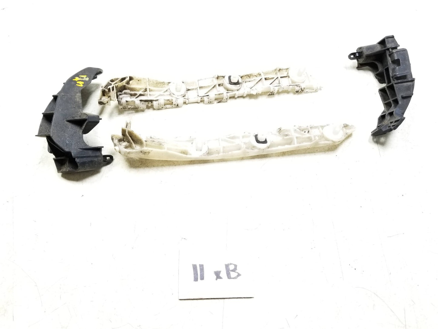 2011 Scion Xb Rear Bumper Support Bracket Left & Right Set OEM