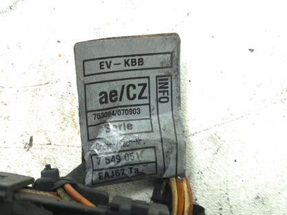 2010 BMW X5 4.8l Fuel Rail W/ Fuel Injector Set OEM