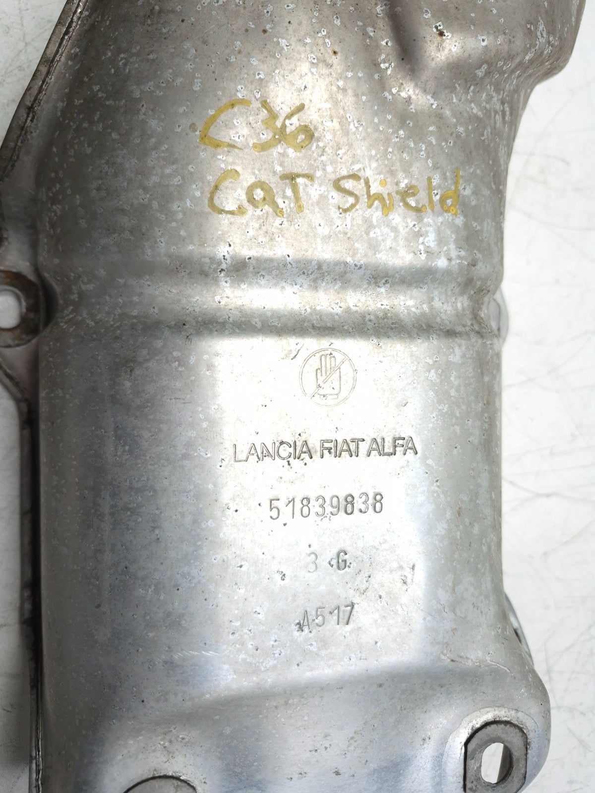 2014 Fiat 500l Engine Exhaust Heat Shield 51839838 OEM