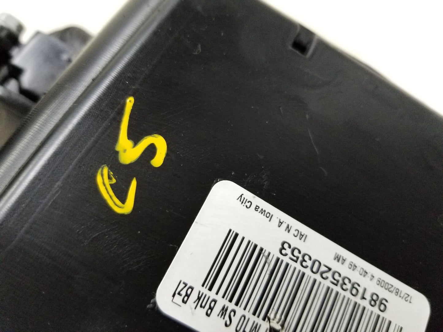 2010-2012 Dodge Caliber Center Console Ash Tray  OEM