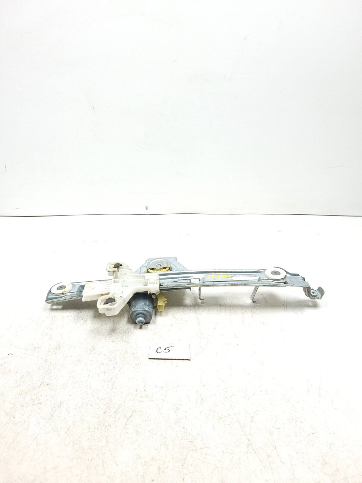 2007-2012 Dodge Caliber Window Regulator & Motor Rear Passenger Side Right OEM