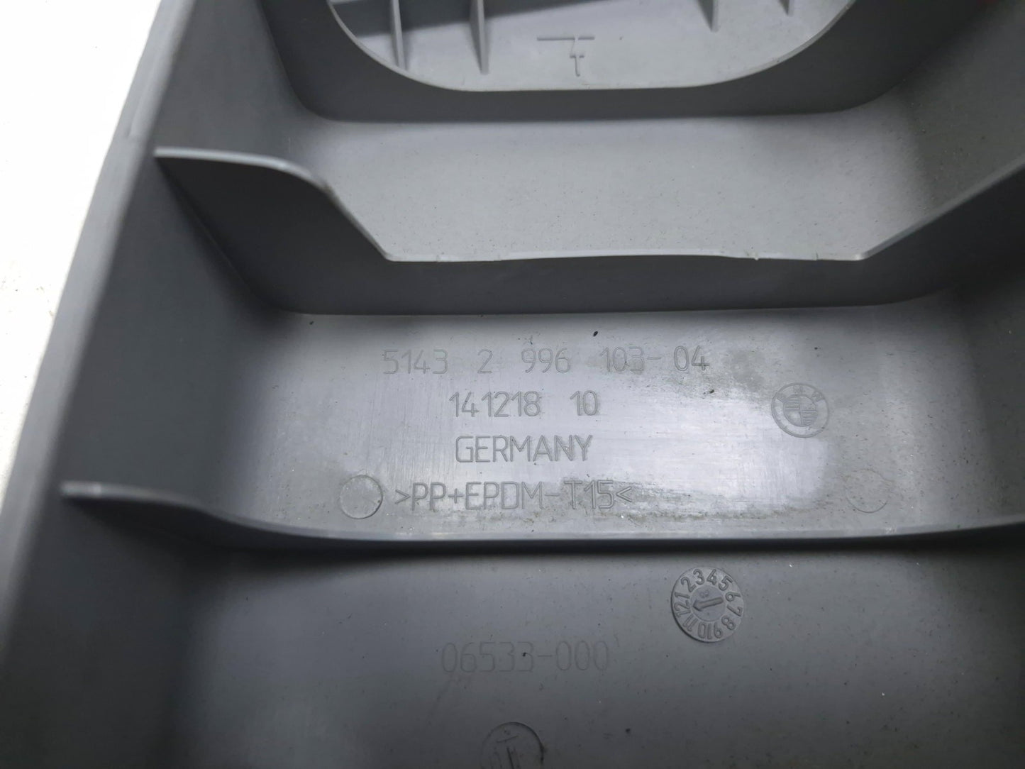 2008 BMW 128i B Pillar Upper Trim Cover Left & Right Pair OEM