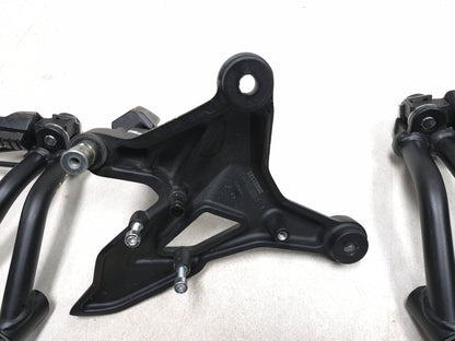 2023 Cf Moto Lifan 300ss Rear Left & Right Footrest & Front Right Footrest OEM