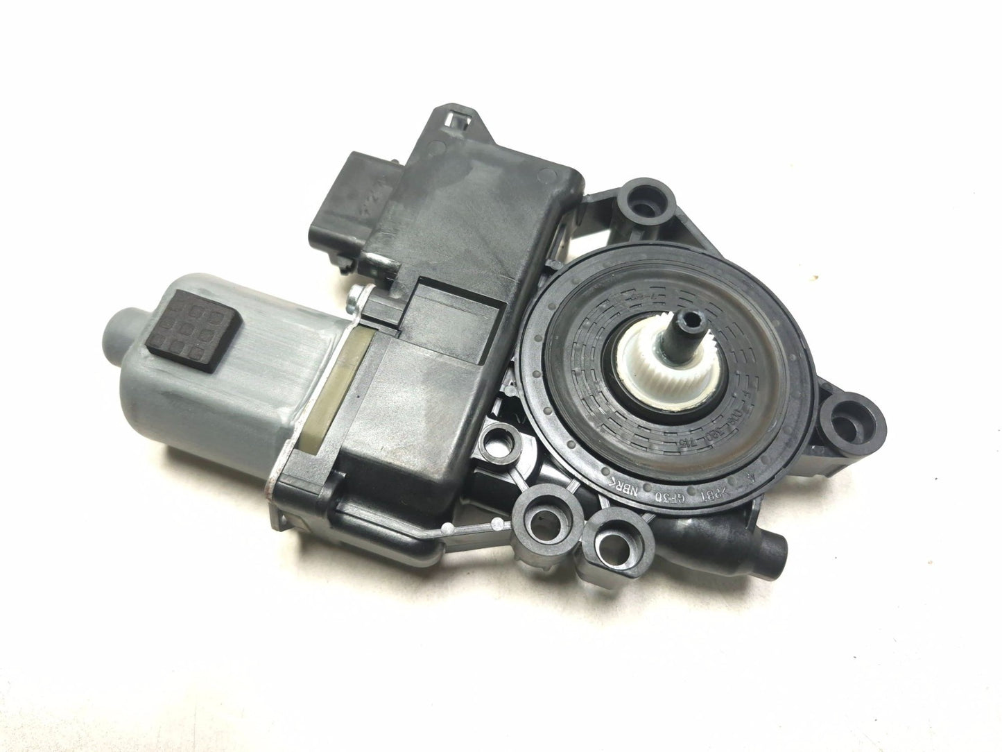 2018 Hyundai Sonata Front Door Window Motor Passenger Side Right OEM