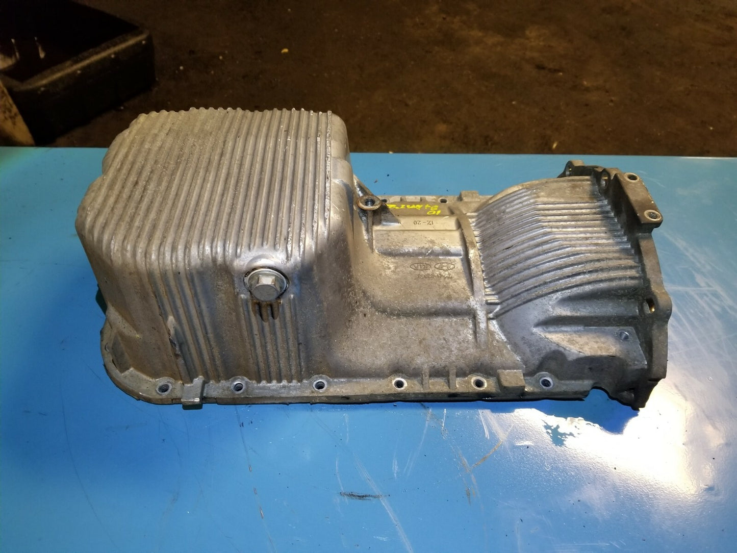 2010 Hyundai Elantra 2.0l Engine Oil Pan OEM