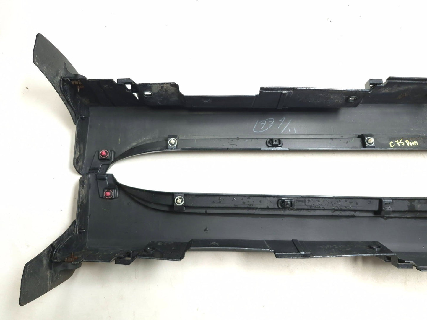 2010 Lexus Hs250h Skirt Rocker Panel Left & Right Pair OEM